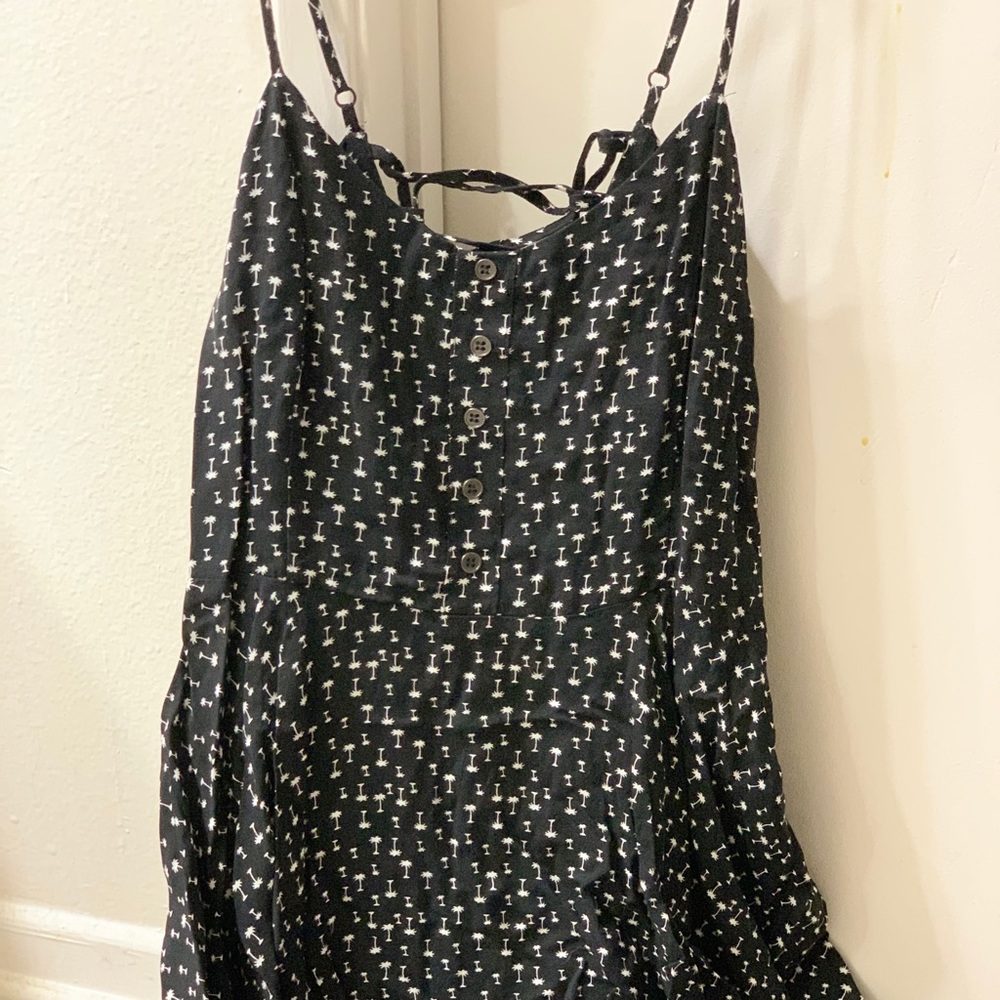 Black/White short dress